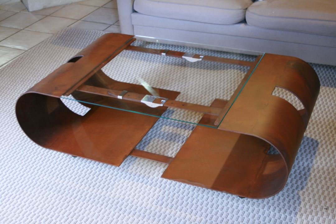 Table basse ceinture /images/amgInt/1/galerie/image_5.jpg